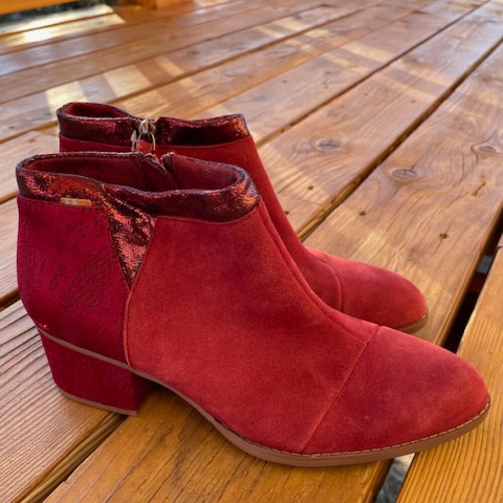 Toms Shoes- Loren Red Suede Booties Boots- Size 8